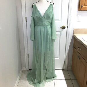 Frutacor Luxe Elegant Ruffle Sleeve Dress M